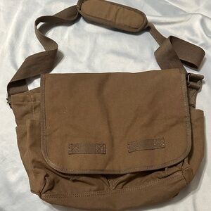 Sweetbriar Brown Canvas Messenger Bag